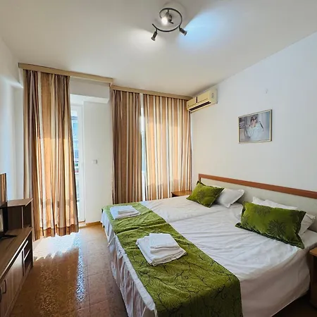 Apartman Sunny House 101 One Bedroom Napospart