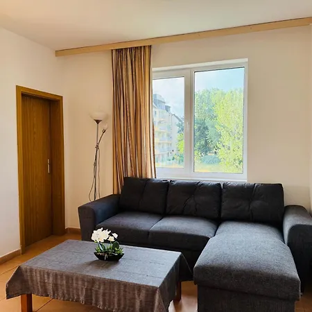 Sunny House 101 One Bedroom Apartman *