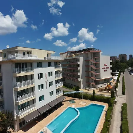 Sunny House 101 One Bedroom Apartman Napospart